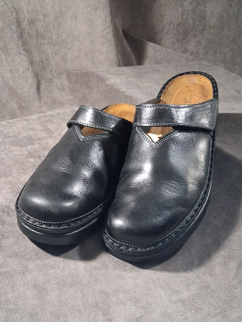 Naot Arad Black Leather Velcro Closure Strap Slip On Clogs G EU 41 US 10-10.5